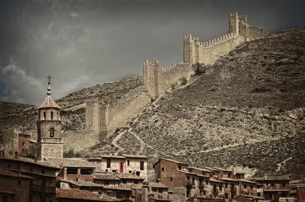 Hotel Albanuracin Albarracín Exteriör bild