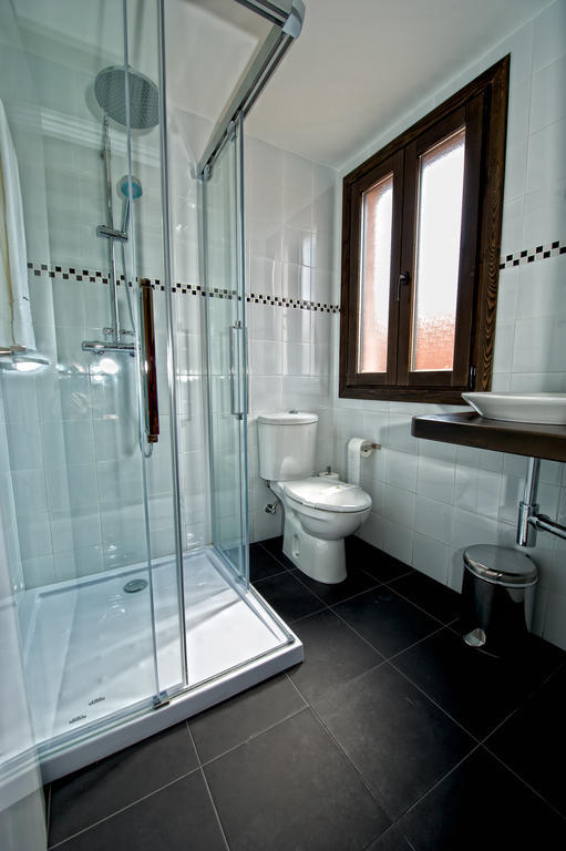 Hotel Albanuracin Albarracín Exteriör bild